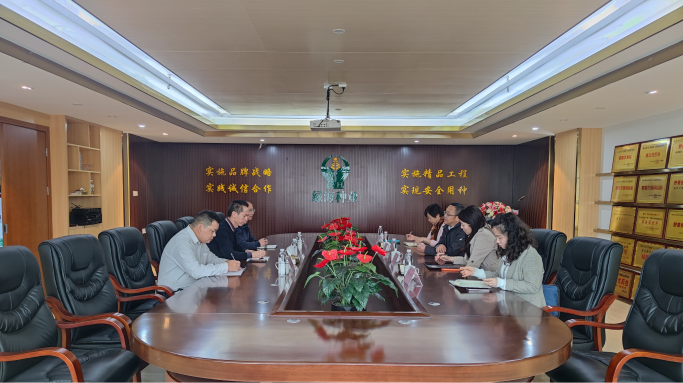 自治區(qū)科技廳黨組成員、副廳長唐咸來率隊到公司調(diào)研